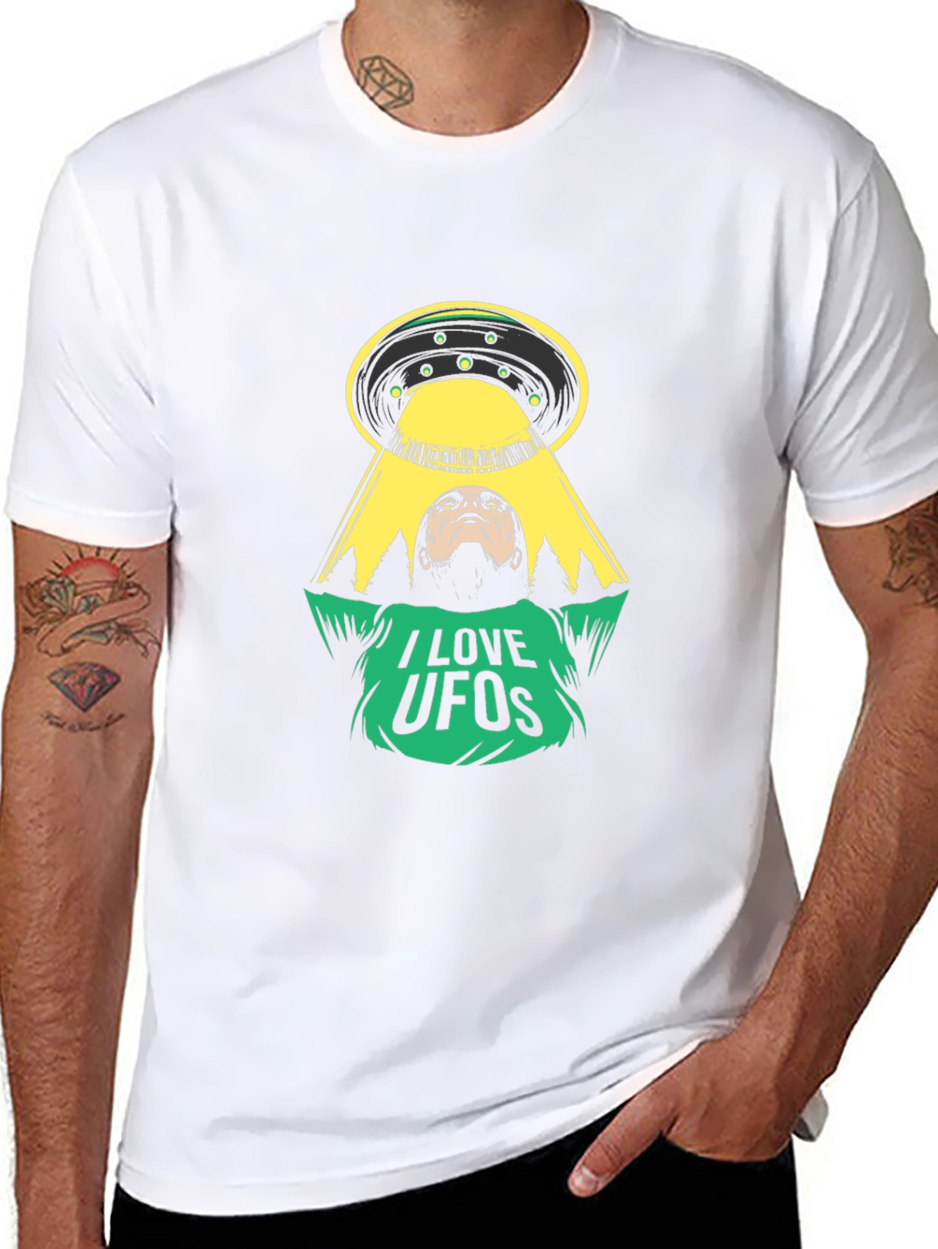 I Love UFOs Graphic Tee - Alien Abduction T-Shirt