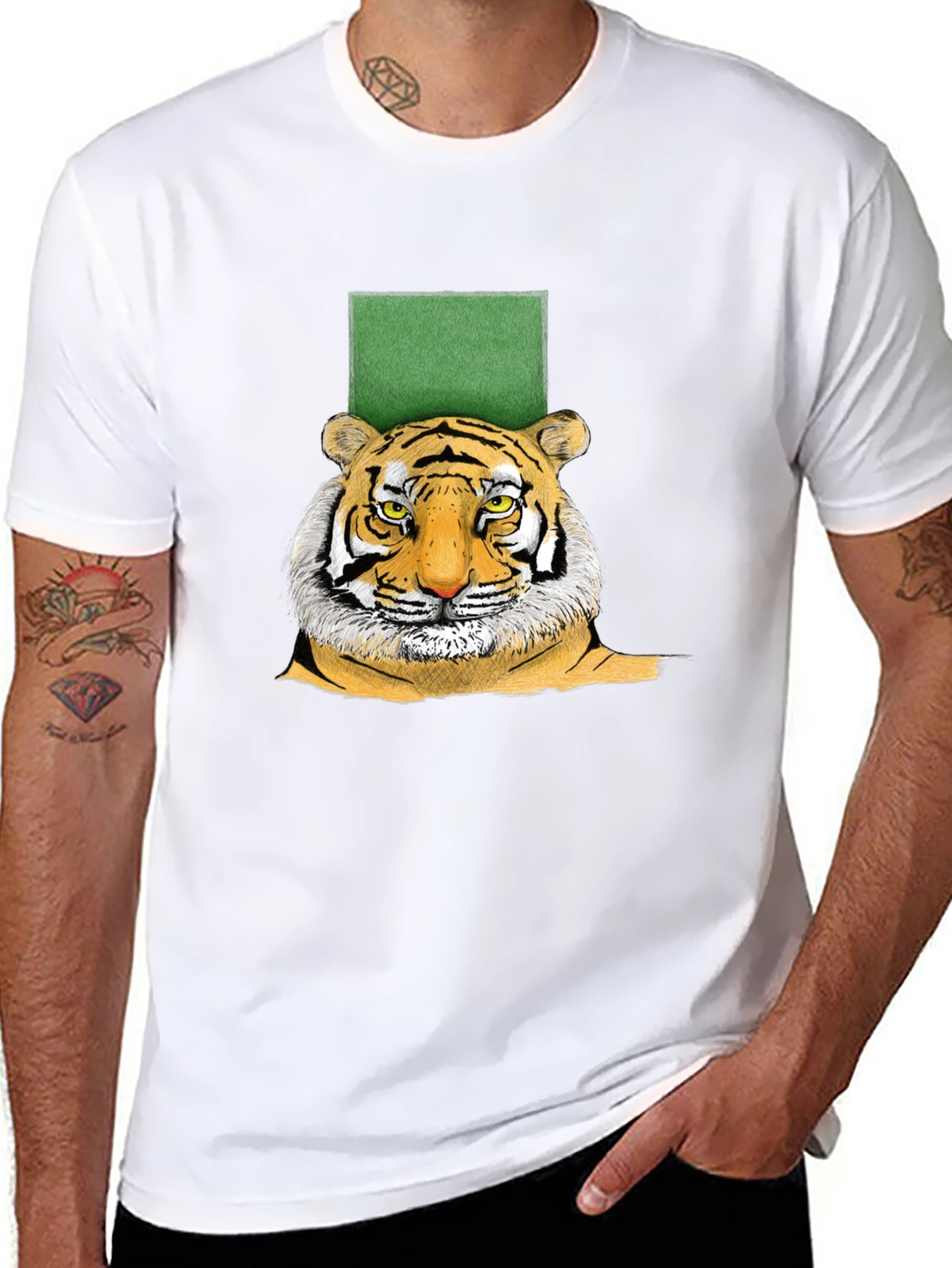 Tiger Graphic Tee - Modern Streetwear Style
