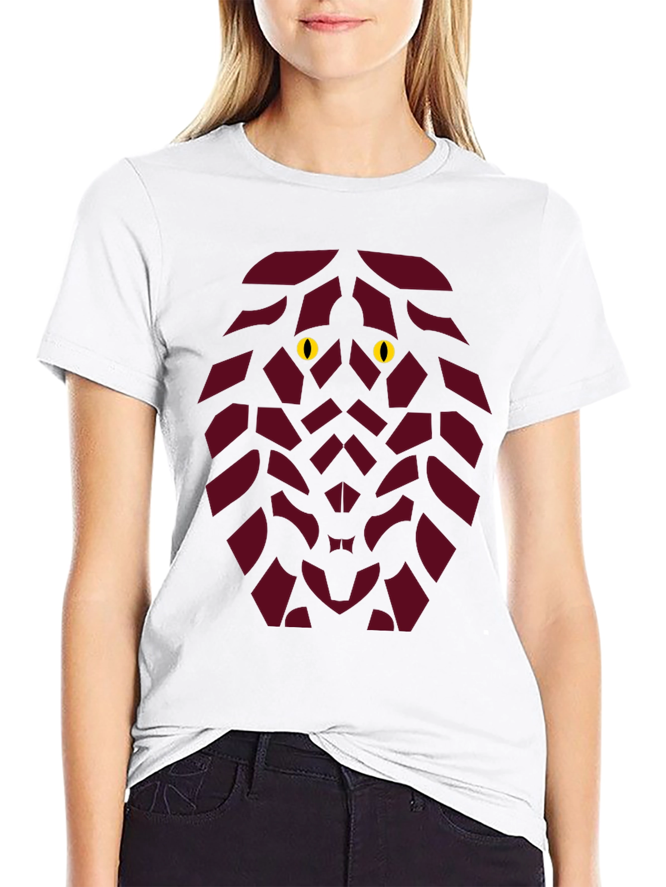 Geometric Lion Head Graphic Tee - Stylish Animal Design