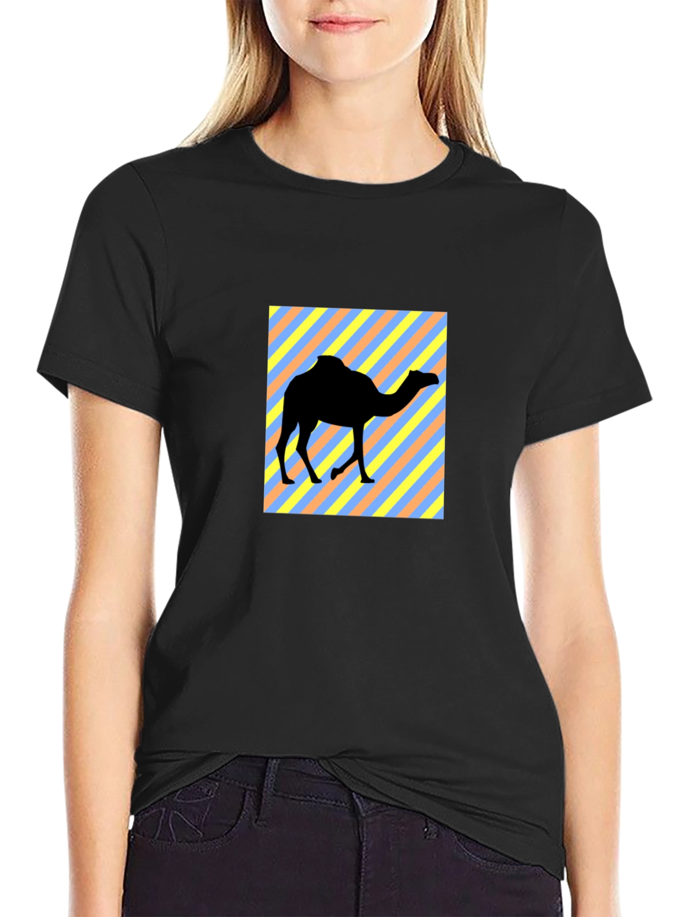Trendy Camel Graphic Tee - Black