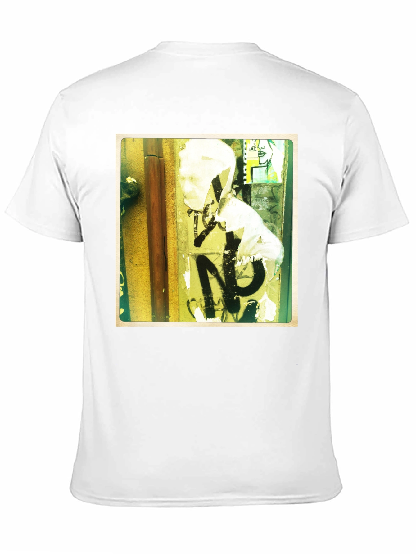 Urban Art Graphic Tee - Street Style Fashion