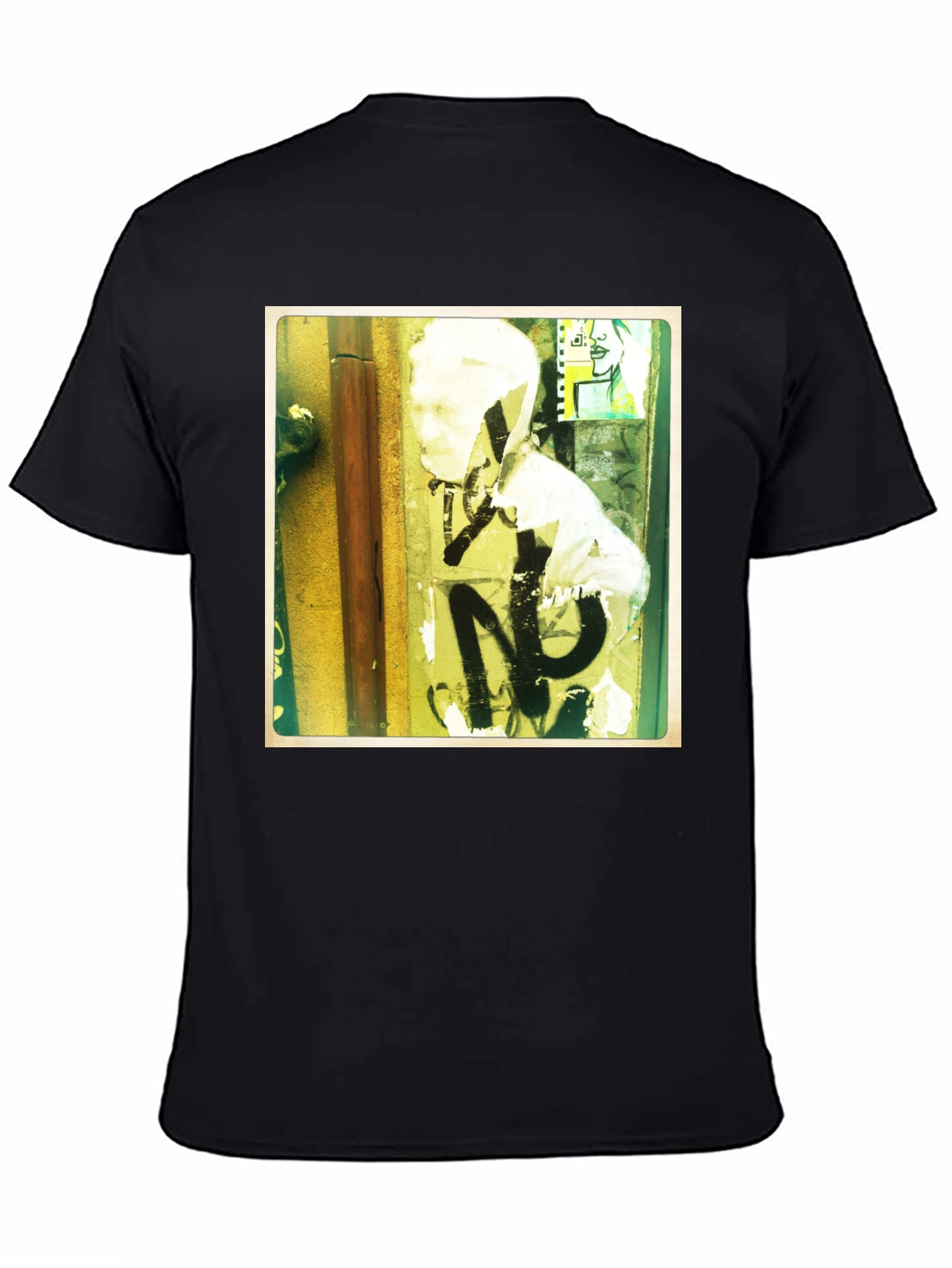 Urban Art Graphic Tee - Street Style Fashion