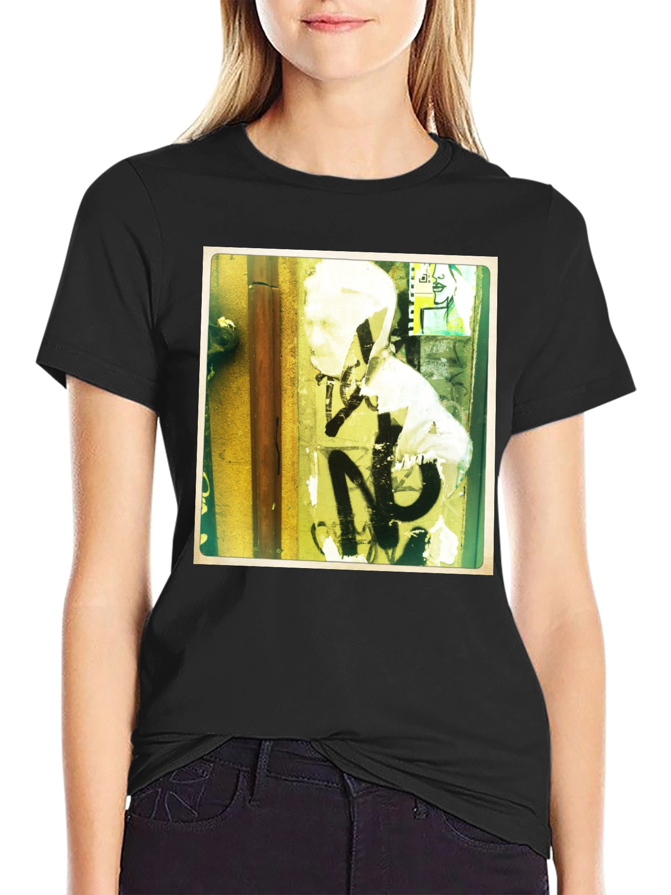 Urban Art Graphic Tee - Street Style Fashion