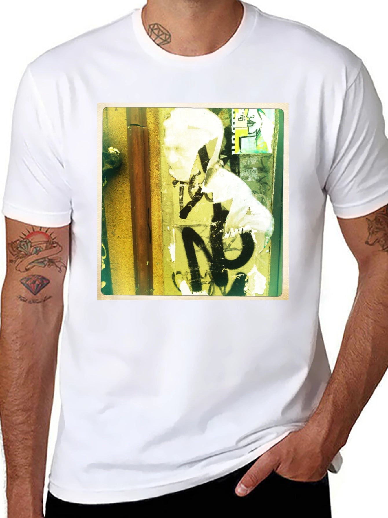 Urban Art Graphic Tee - Street Style Fashion