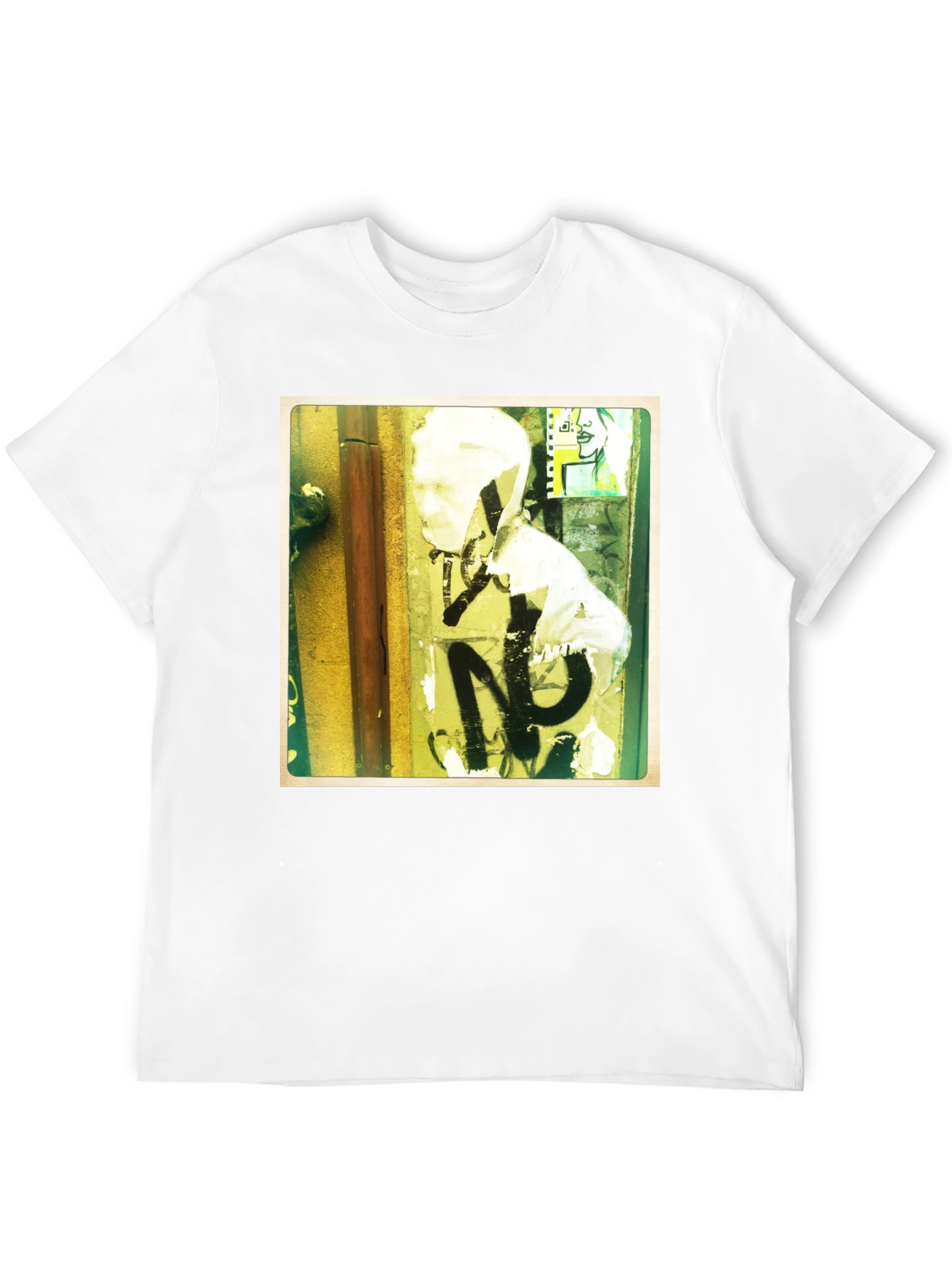 Urban Art Graphic Tee - Street Style Fashion
