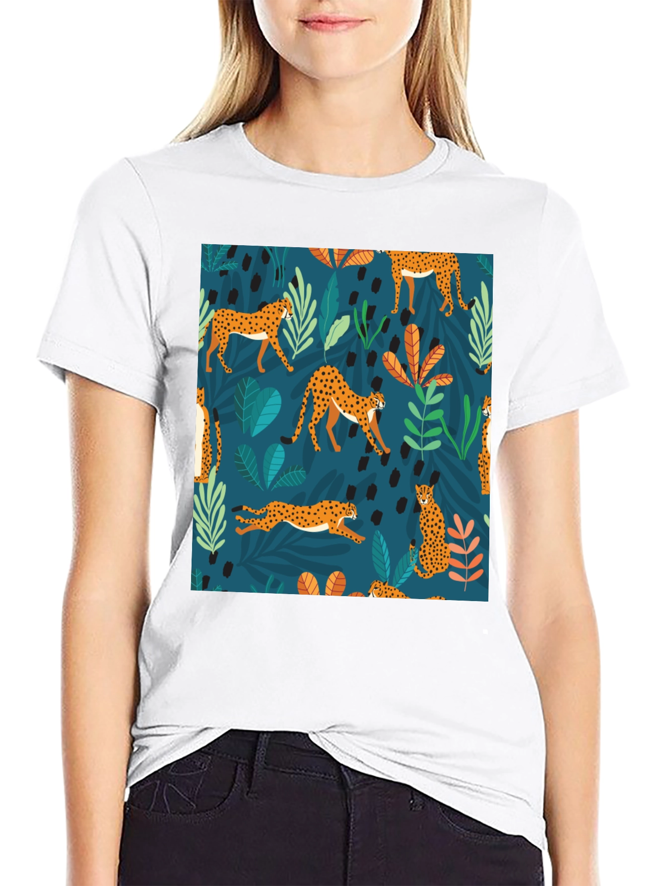 Stylish Cheetah Print T-Shirt - Jungle Vibes