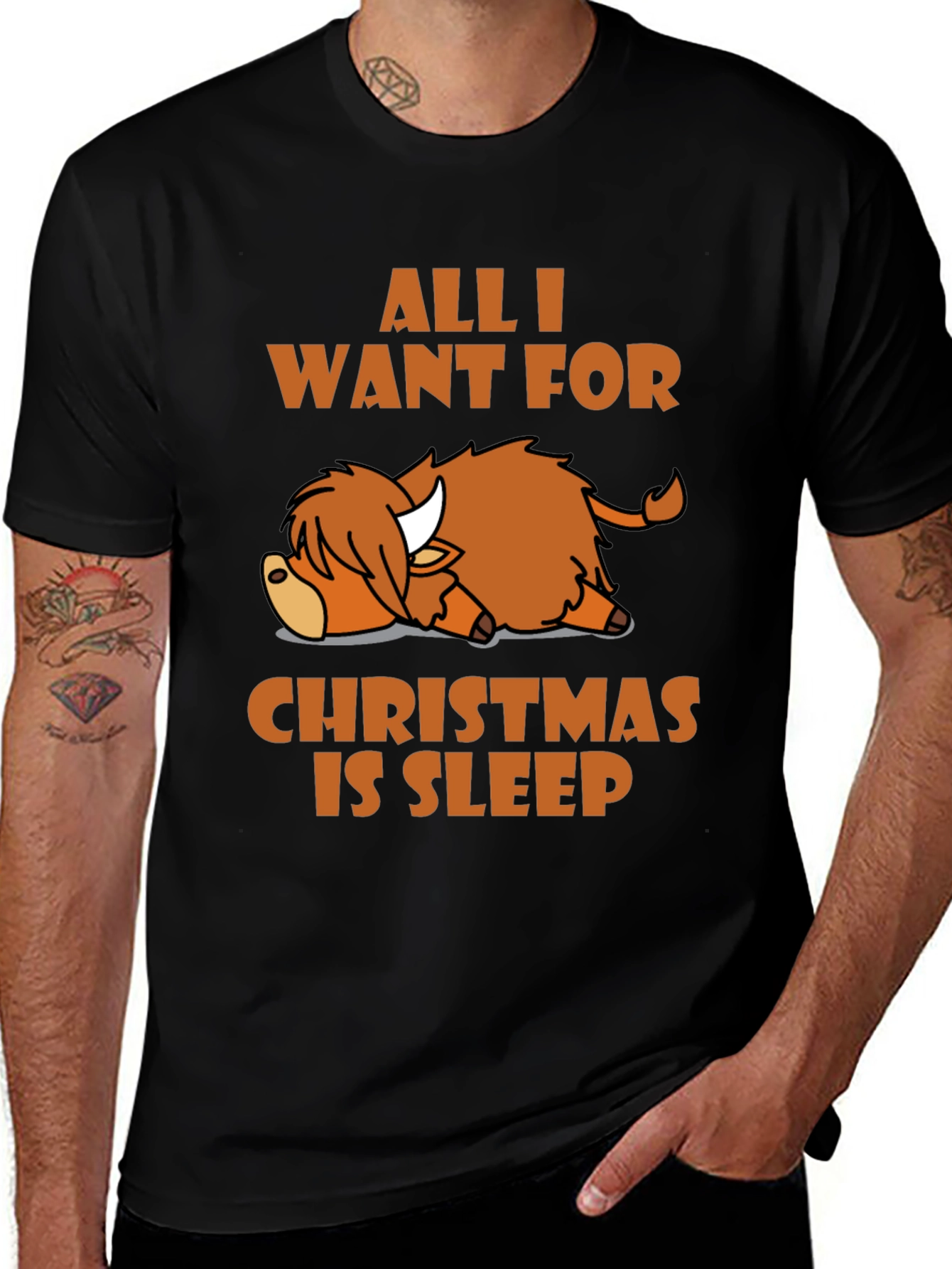 Sleepy Highland Cow Christmas T-Shirt