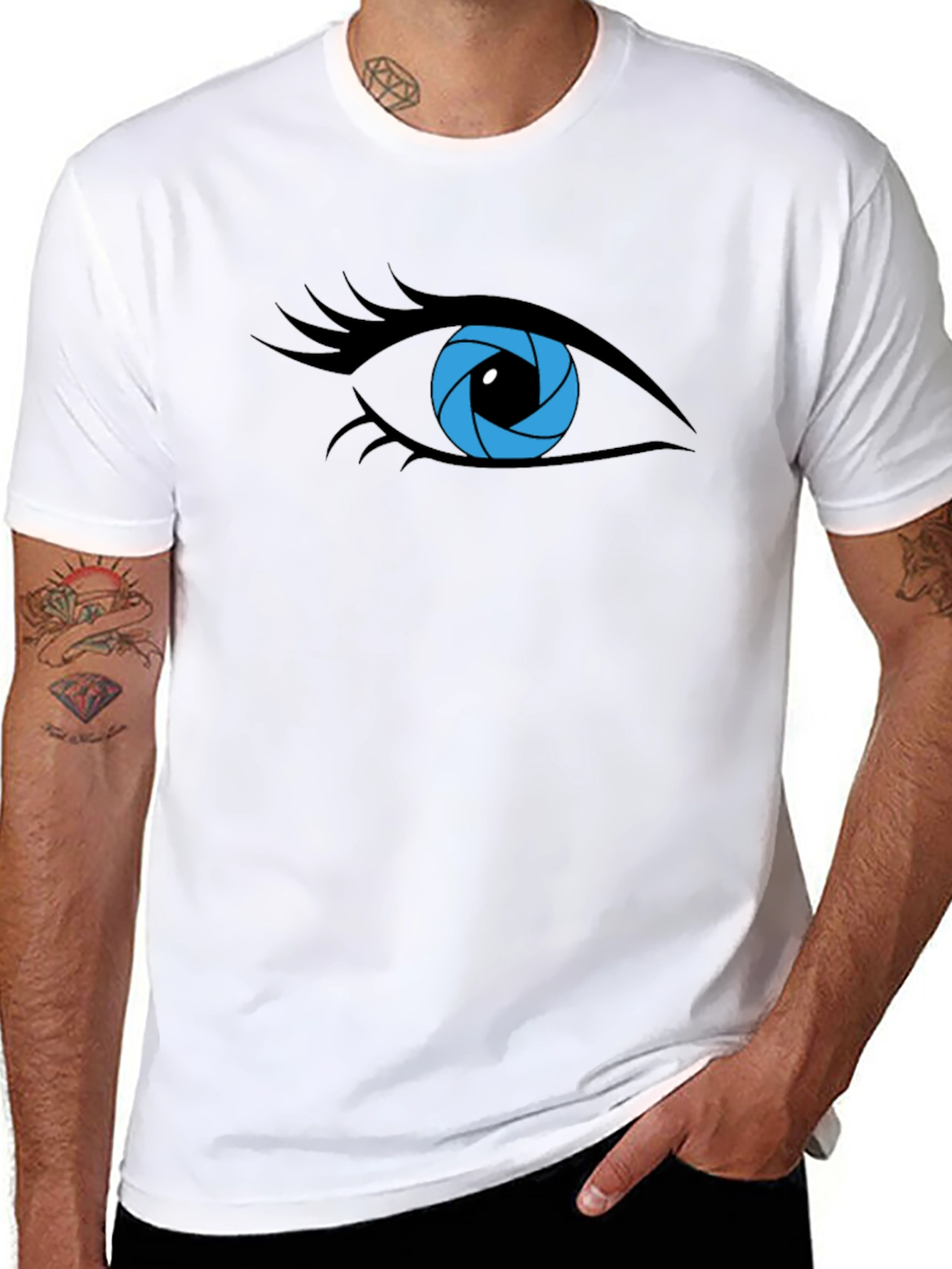 Eye Aperture Graphic T-Shirt