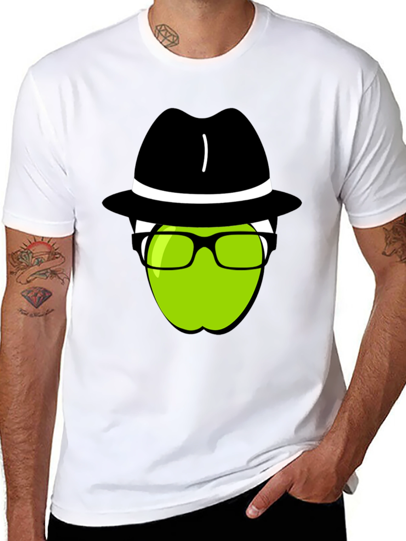 Granny Smith Sleuth Tee - Cool Apple Detective Shirt
