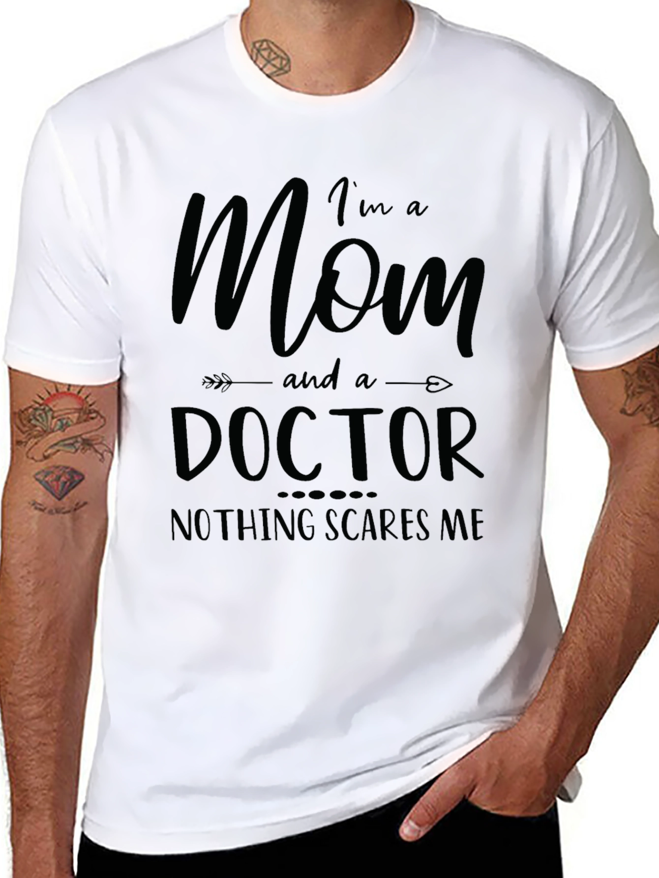 Mom Doctor Graphic Tee: Nothing Scares Me