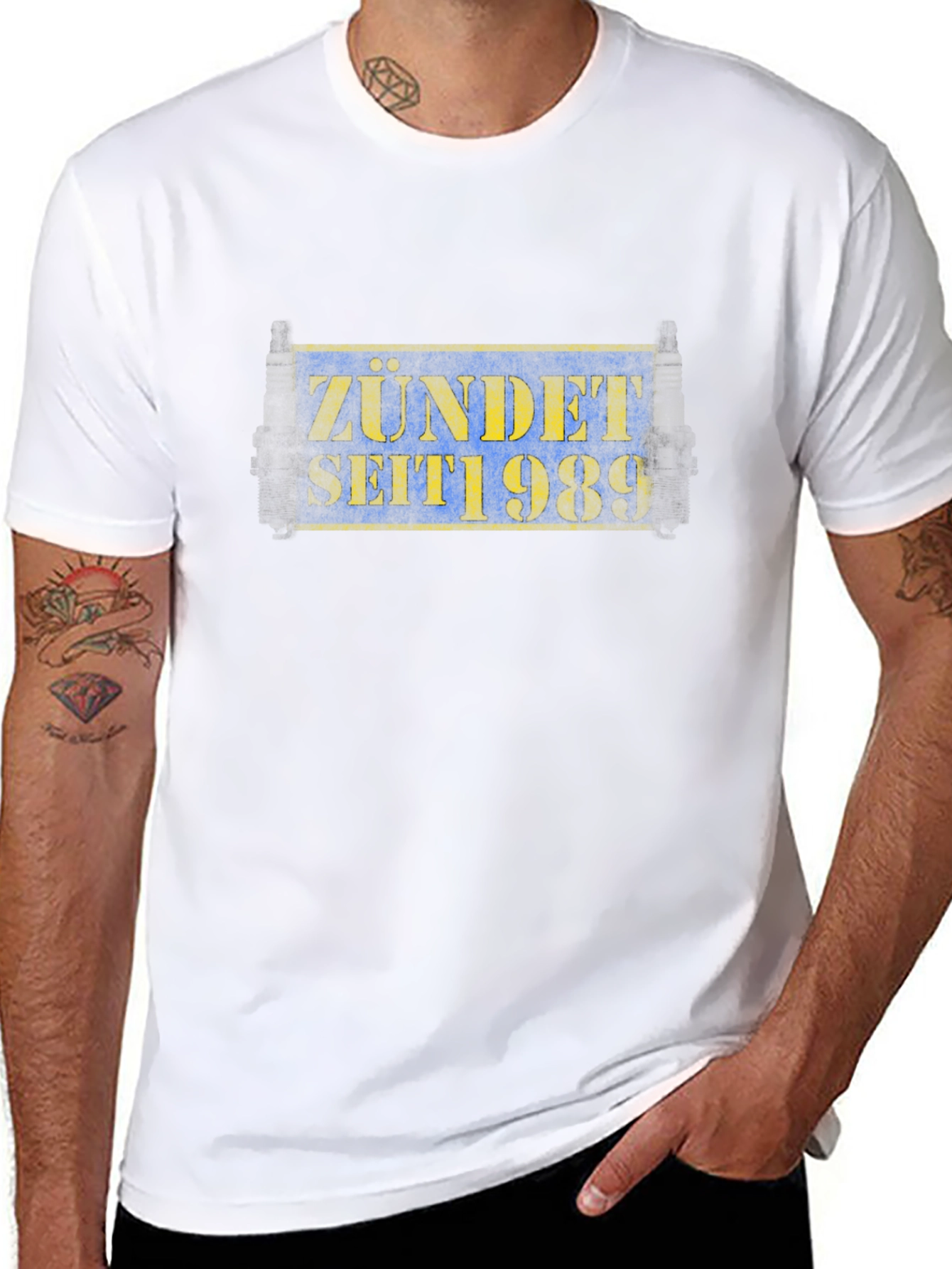 ZÜNDET SEIT 1989 Graphic Tee